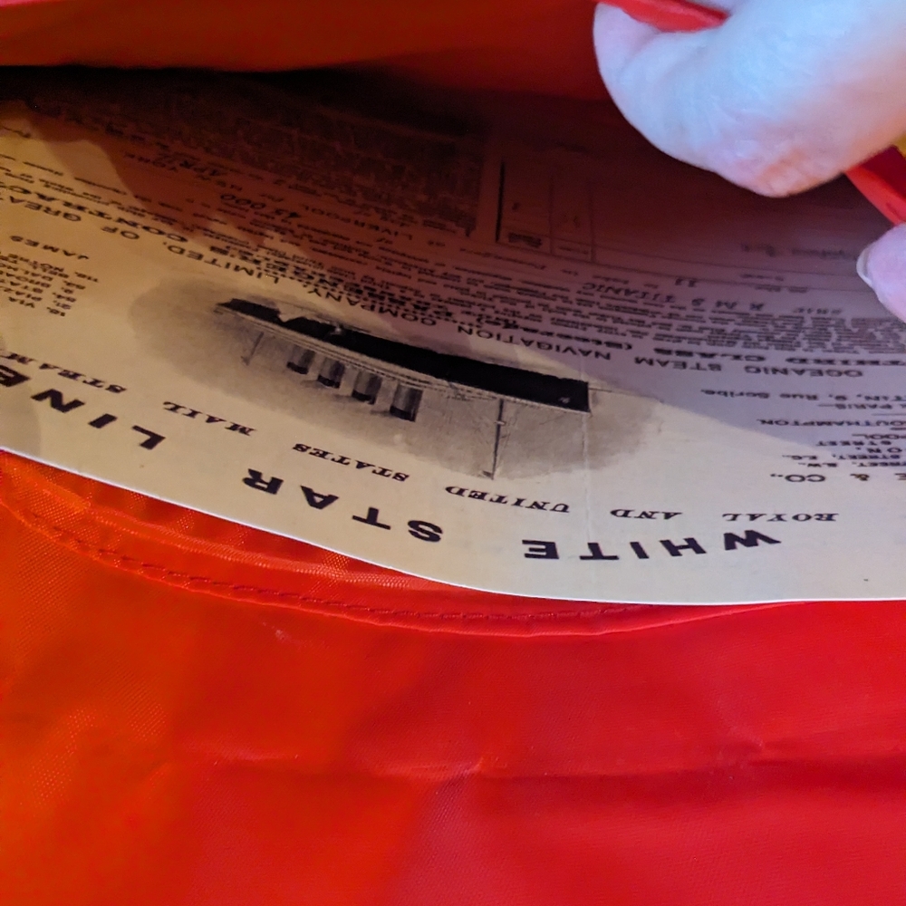 Red Velvet Titanic Envelope Clutch Purse - Picture 3 of 6